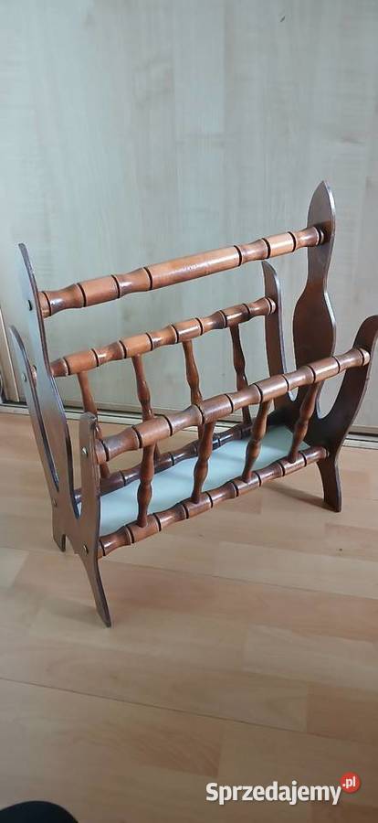 Stary drewniany gazetnik małopolskie Kraków