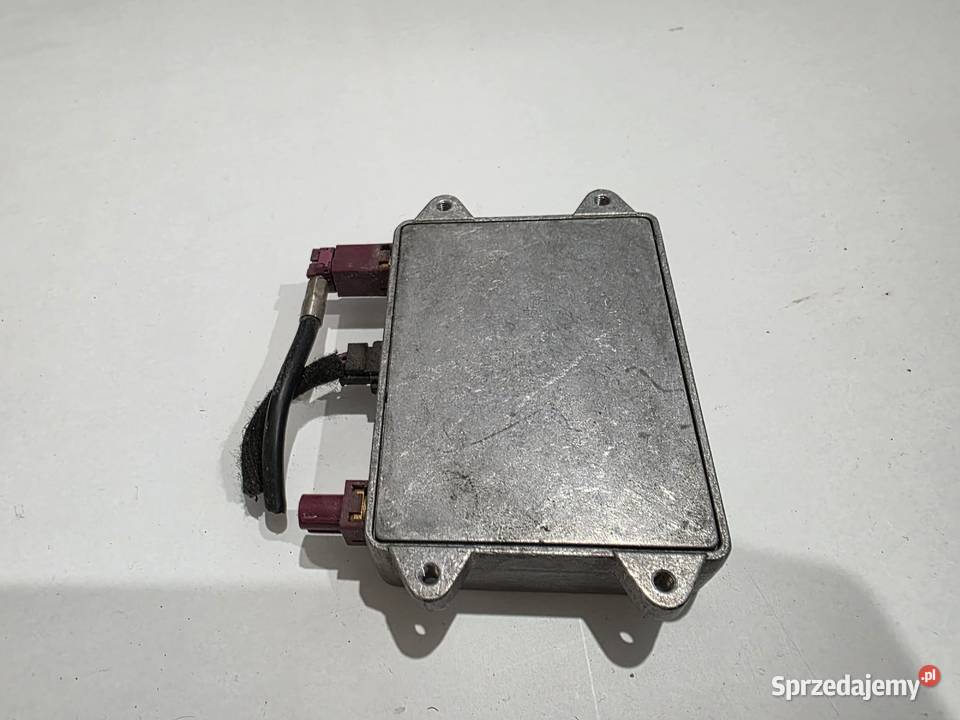 Wzmacniacz antenowy Audi a4b6 8E0035456 Pozostałe Iława