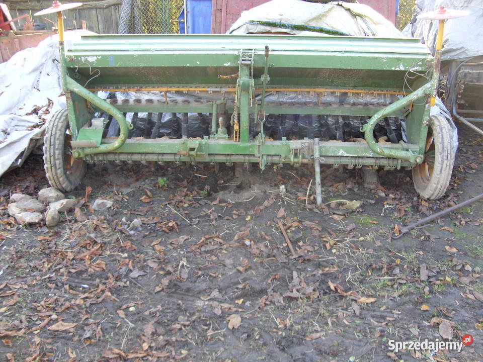 Sprzedam siewnik amazone d7 świętokrzyskie Ożarów