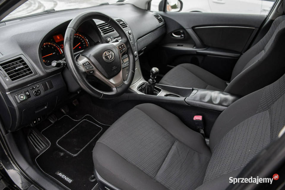 Toyota Avensis 18i 147 LPG Sekwencja Super Stan 315000km Zwoleń