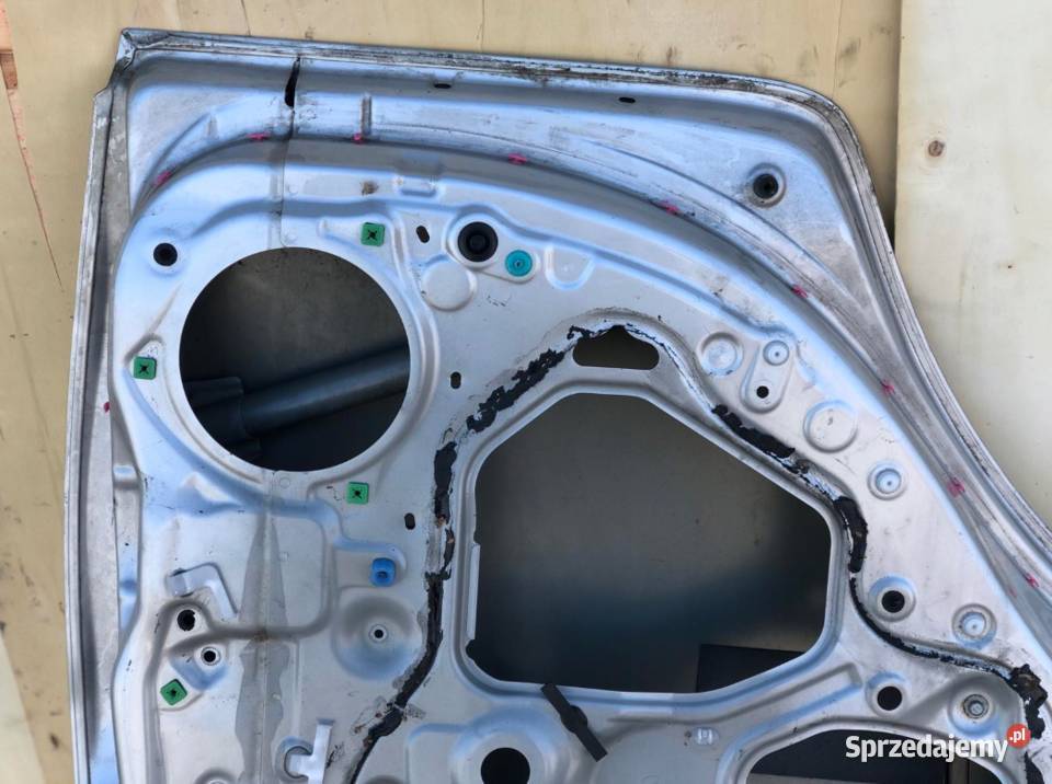 DRZWI TYLNE LEWE TYŁ LEXUS IS220D IS250 II 0513 Skołoszów