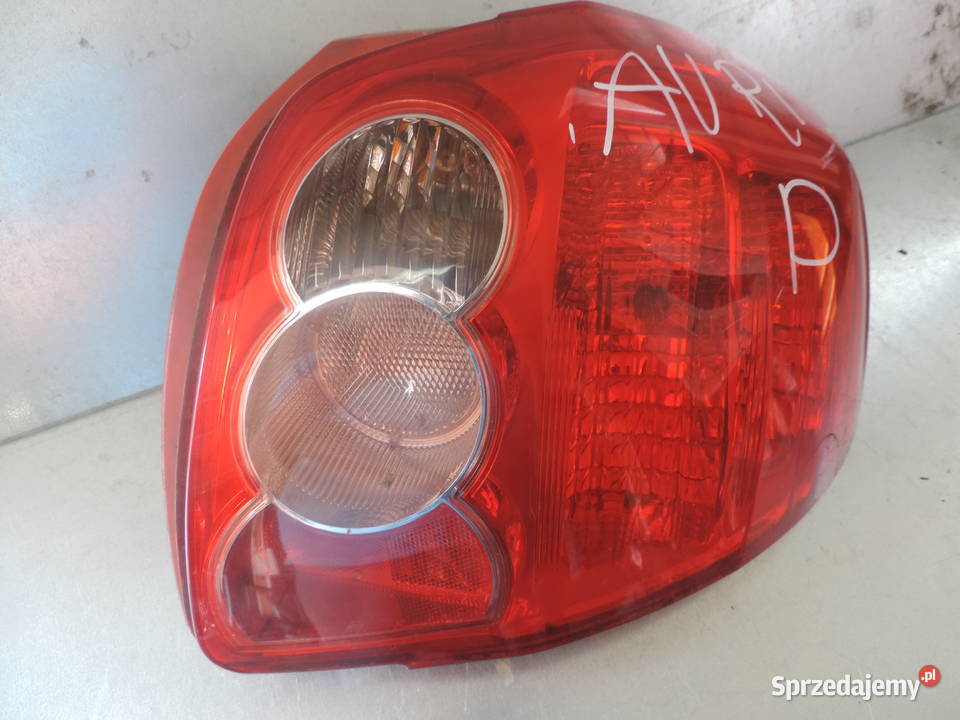 Toyota Auris E Hb Lampa Prawa Tylna Prawy Ty Nowy S Cz