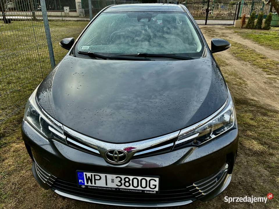 Toyota corolla 2017 r szara Corolla mazowieckie