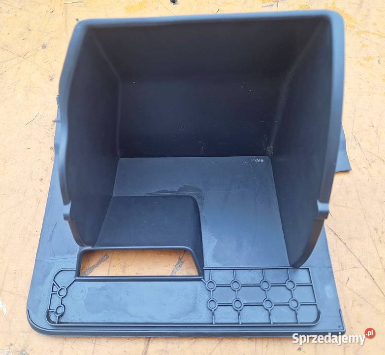 SKODA VW GOLF V SCHOWEK DESKI KONSOLI KIEROWCY