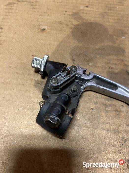 Suzuki GSXF 600 klamka sprzęgła B948 Poznań sprzedam