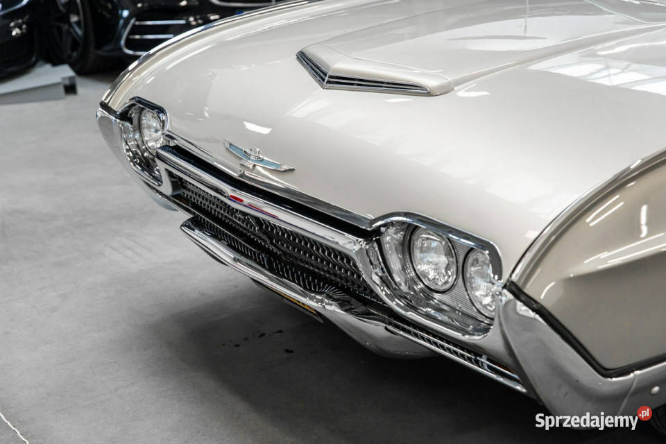 Ford Thunderbird 64 V8 Stan kolekcjonerski 1963 tempomat Węgrzce
