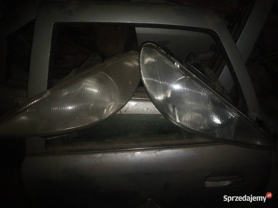 Reflektory Peugot 206 tył przód komplet Samochody na części Suwałki