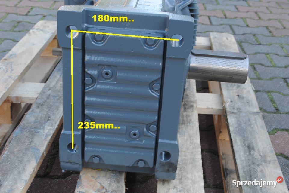 Motoreduktor kątowy 15kw 202obrmin z hamulcem Kargowa sprzedam