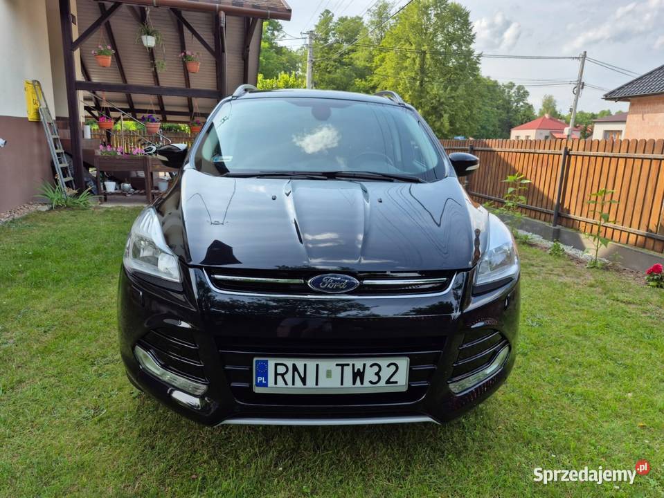 Czarny Ford Kuga 2014 opony zimoweletnie automatyczna Rudnik nad Sanem