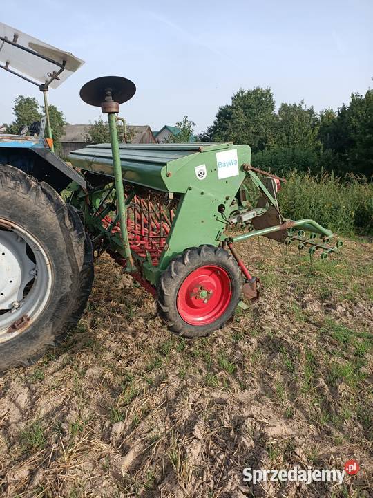 SPRZEDAM siewnik HASSIA DU 333 Sadzenie/siewniki Jaroszewice