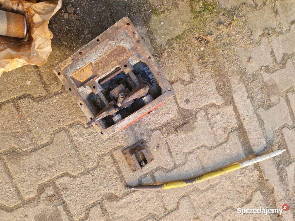 Przystawka pokrywa skrzybi biegw RAK Układ napędowy