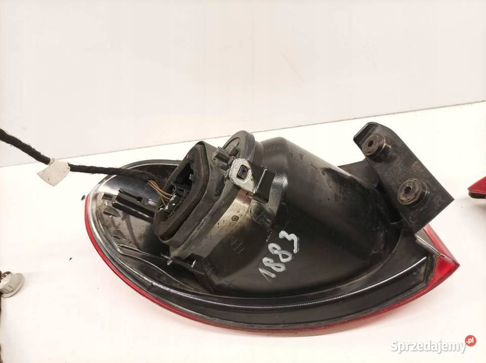 LAMPA TYŁ PRAWA EU VW Volkswagen Tiguan I