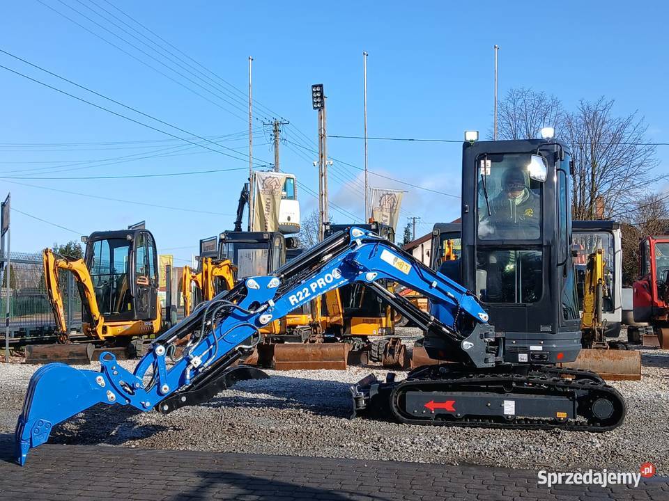NOWA Minikoparka RIPPA R22 PRO 2200 mega Złoczew sprzedam