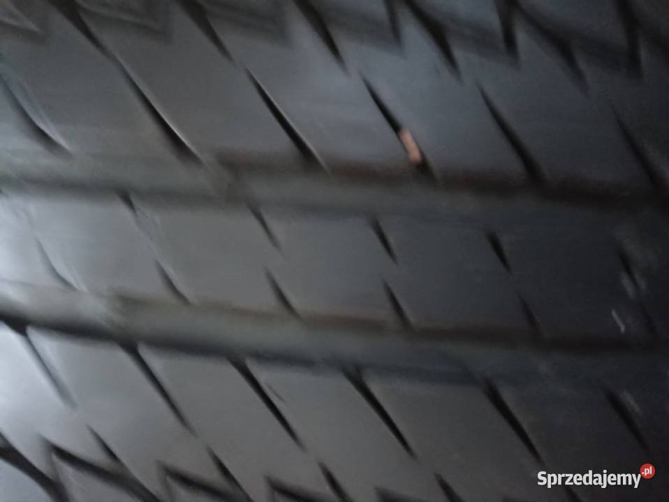 Opony 2256017 sprzedam