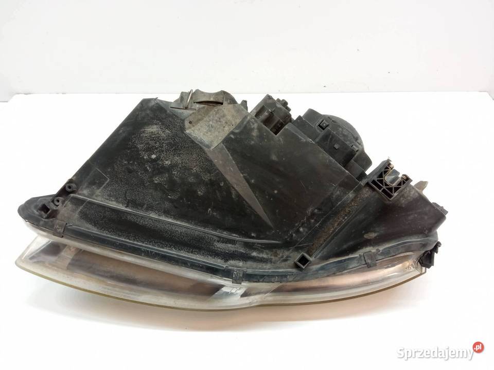 LAMPA PRZÓD PRAWA EU 8E0941004AJ Audi A4 III