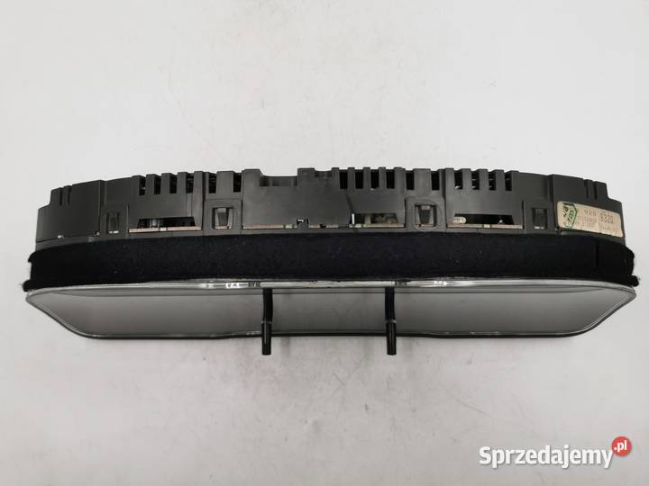 Licznik Zegary Audi A6 C5 25 TDI 4B0920932Q osobowe Wyszków