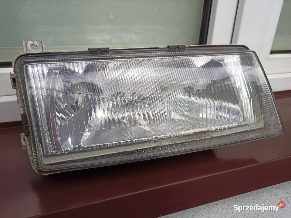 Skoda Felicia LIFT FL lampa przednia prawa osobowe łódzkie Sieradz sprzedam