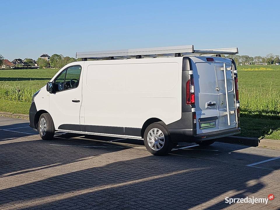 Nissan NV 300 L2 Lang Euro6 Airco blaszak 4x2 Samochody dostawcze sprzedam