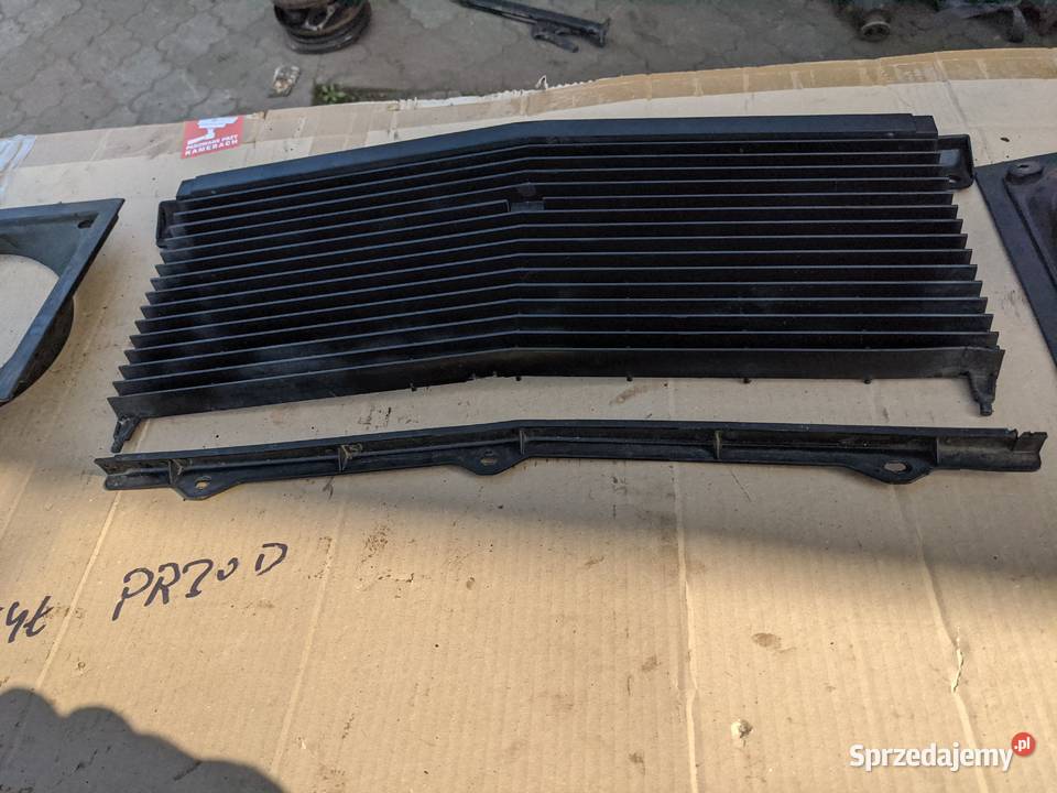 Fiat 125p Grill kratka listwa okulary listwy osobowe Atrapy Stalowa Wola