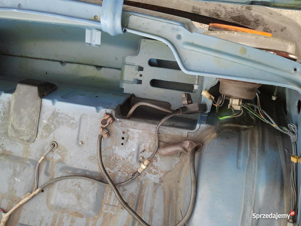 FIAT 126p 126 MALUCH KAROSERIA BUDA Rok produkcji 1987 Łódź