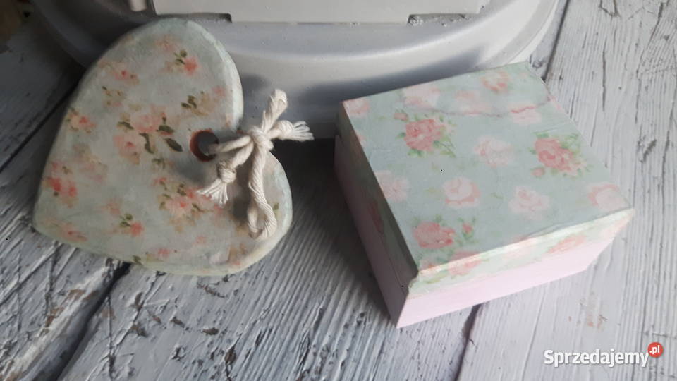 Pudełeczko drewniane z serduszkiem ceramicznym mazowieckie sprzedam