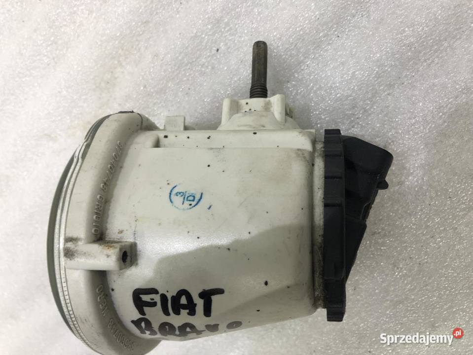 HALOGEN PRAWY PRZÓD FIAT BRAVO 38660748 0714 Światła do jazdy dziennej DRL wielkopolskie