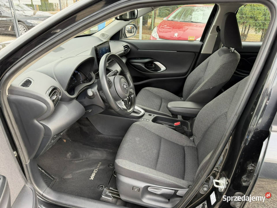 Toyota Yaris Cross 15 HSD 62 Ast Pasa Distronic nawigacja Yaris Cross mazowieckie Otwock Mały