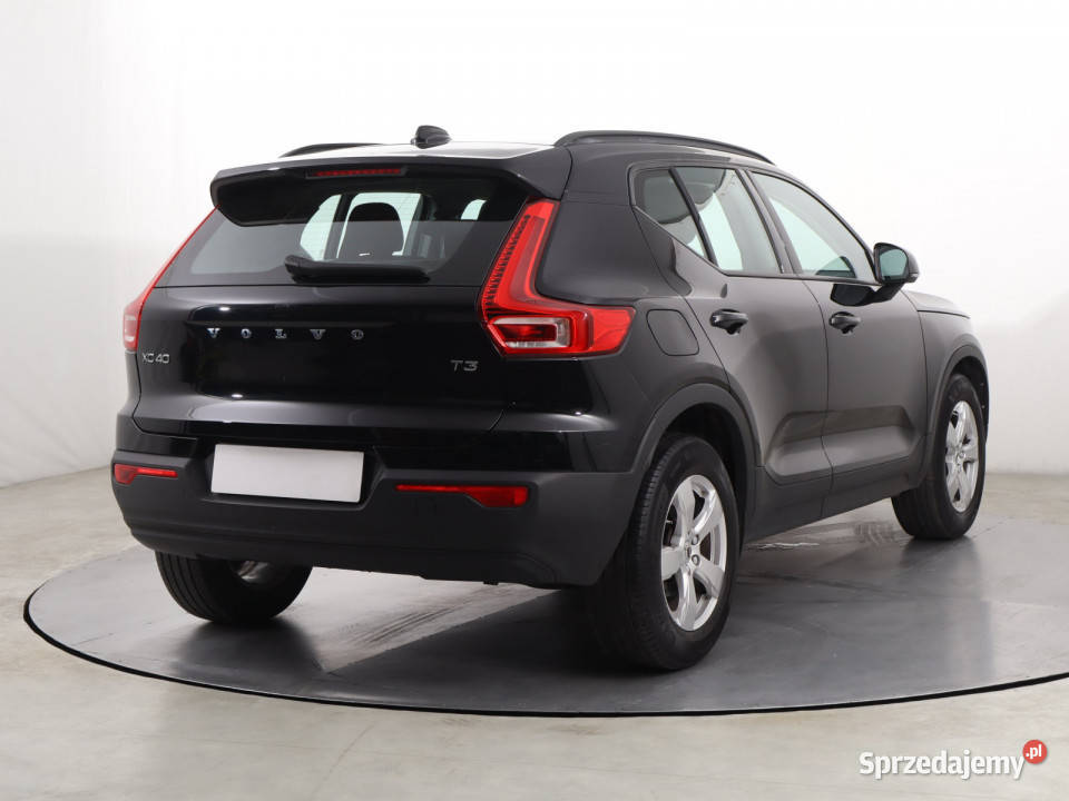 Volvo XC40 T3 nieuszkodzony