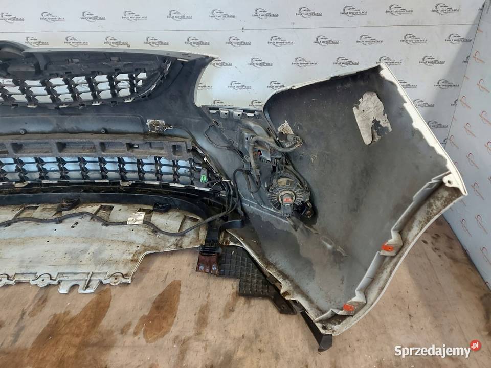 OPEL ZAFIRA TOURER C 13r Zderzak przód przedni osobowe