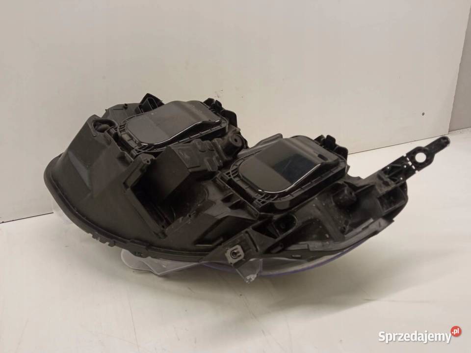 LAMPA PRZÓD PRAWA EUROPA Peugeot Expert III 2016