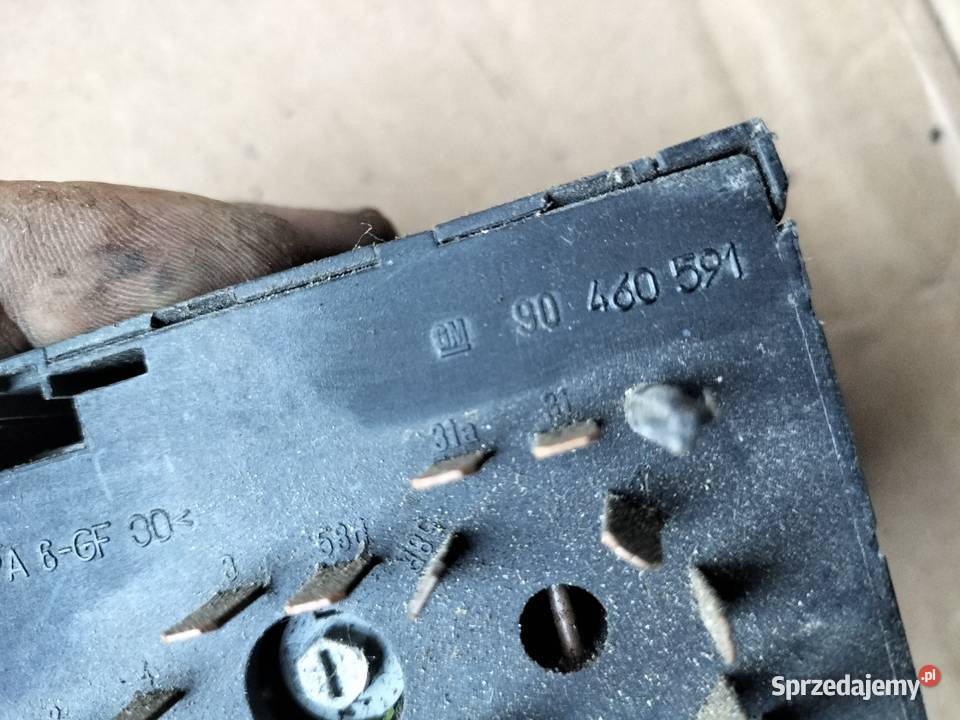 OPEL OMEGA B WŁĄCZNIK WYŁĄCZNIK ŚWIATEŁ 90460591 Kamień-Kolonia