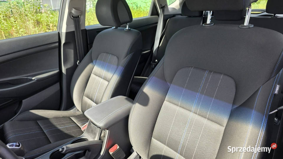 Hyundai Tucson ledy mały przebieg super stan III czujnik deszczu