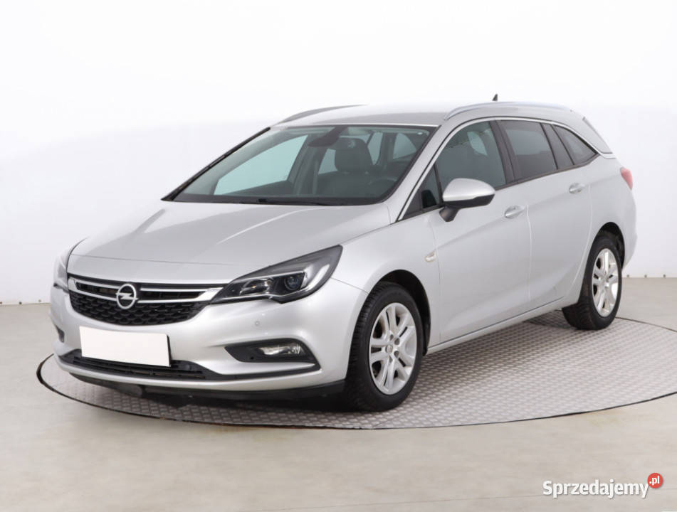 Opel Astra 14 T ASR (kontrola trakcji)