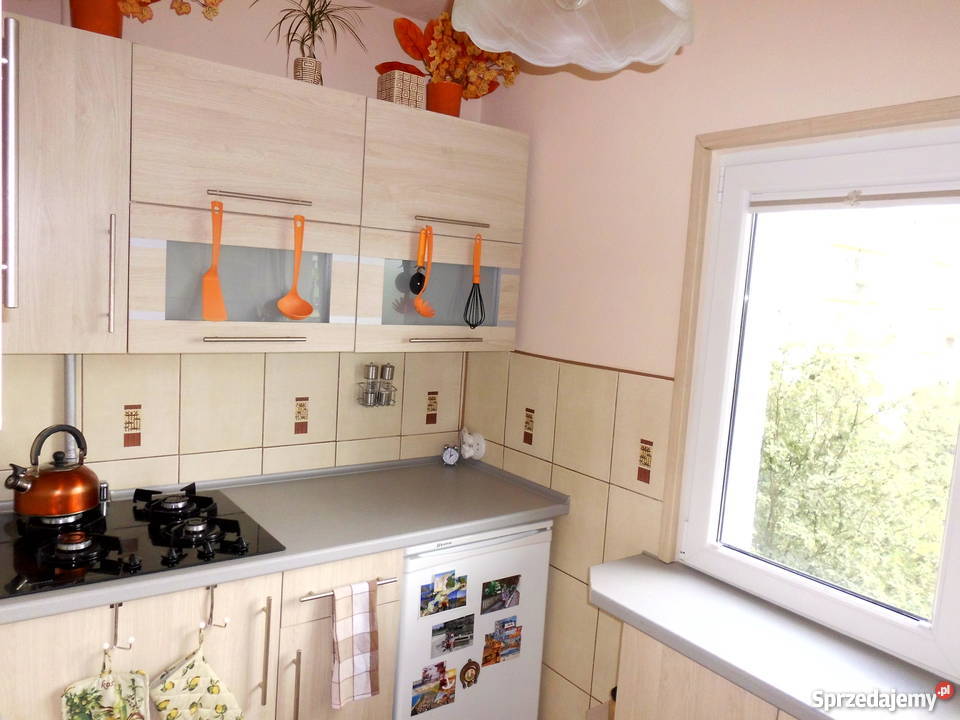 Sprzedam 28 m2 M2 kawalerka Rojna Teofilów oddzielna kuchnia Łódź