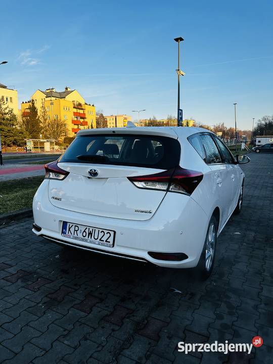 Toyota Auris Hatchback 2017 HYBRID 135 PREMIUM aluminiowe felgi Kraków