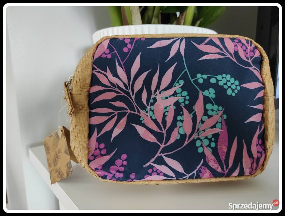 Nowa kolorowa letnia kosmetyczka YVES ROCHER Płock sprzedam