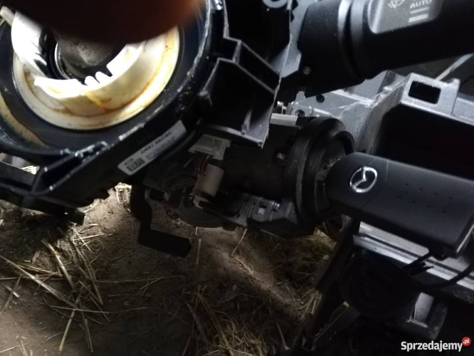 stacyjka mazda 2 Motoryzacja łódzkie Wieluń sprzedam