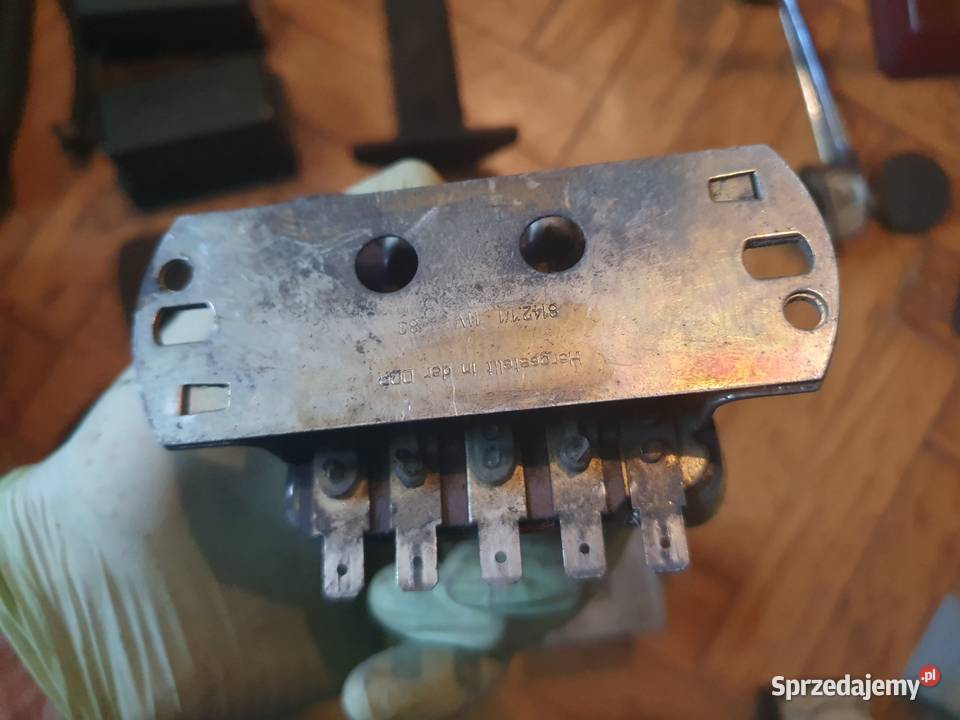 Regulatory napięcia Wartburg DDR oryginał osobowe Warszawa