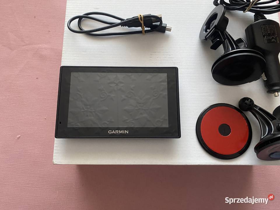 Nawigacja Garmin 5 Plus MTSdożywotnie sprzedam