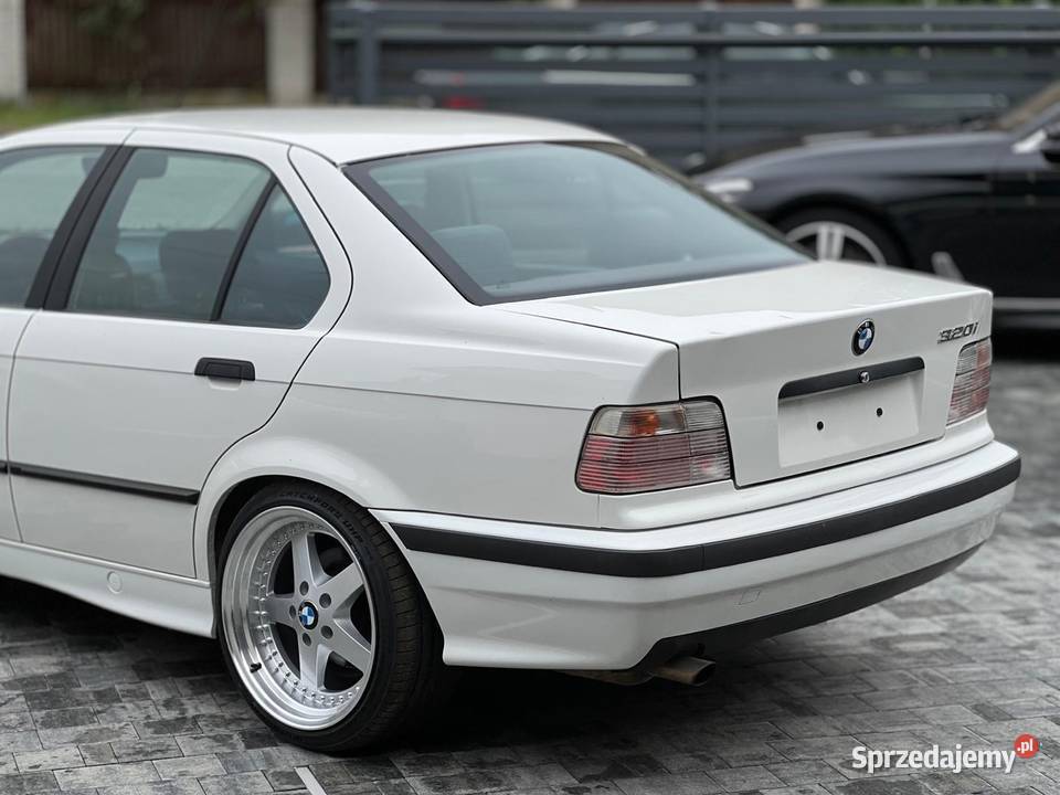 Bmw E36 320i Ideał bez rdzy w pierwszym lakierze sprzedam