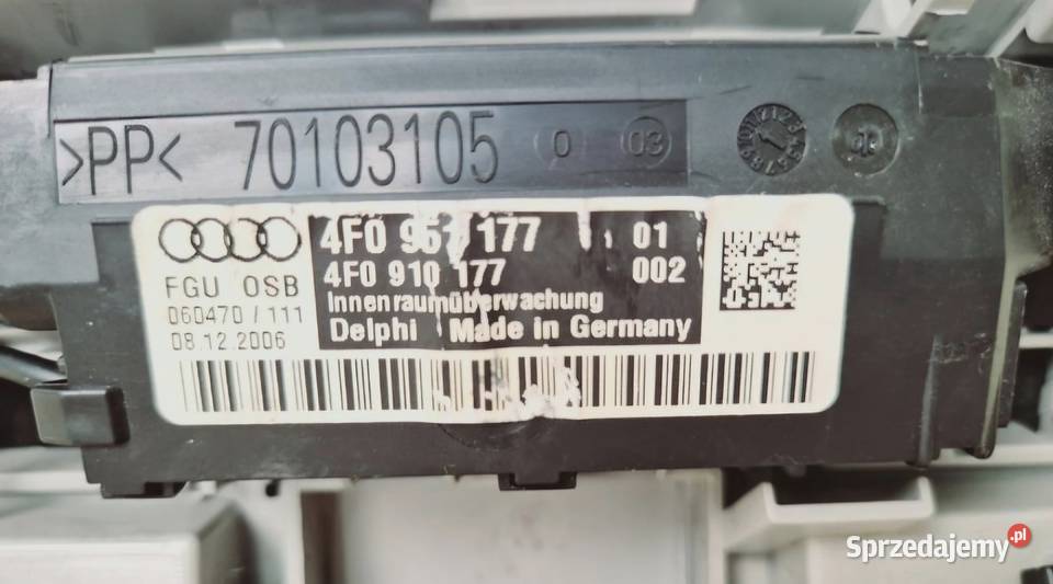 LAMPKA PODSUFITKI OŚWIETLENIE KABINY AUDI A6 C6 osobowe