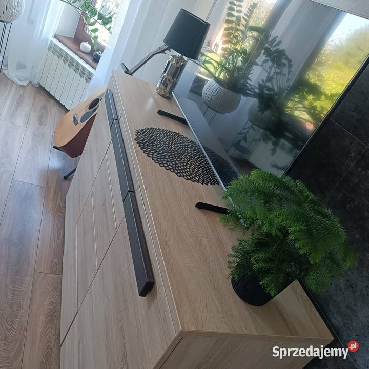 Komoda stół krzesła witryna półka RTVka sprzedam