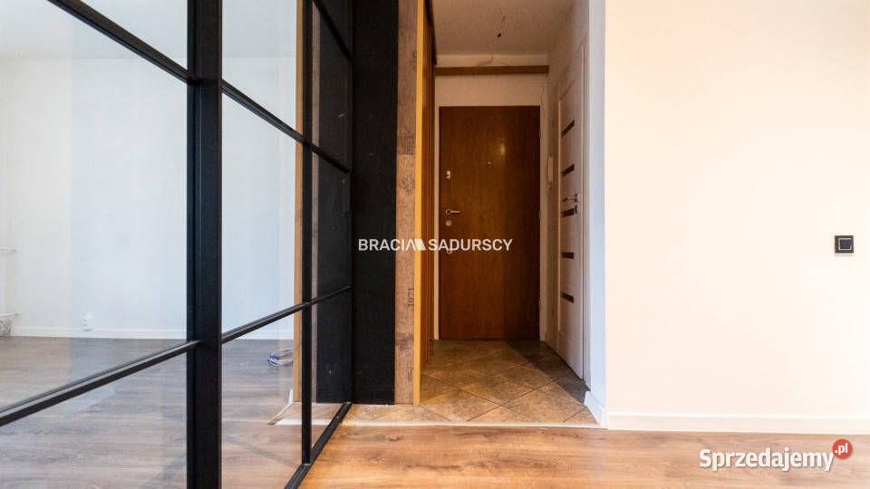 sprzedaży mieszkania 527m2 3 pokoje Kraków