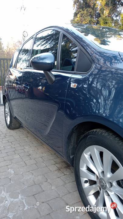 Opel Meriva 2014r świezo sprowadzony zero rdzy nieuszkodzony Opel Sieradz sprzedam