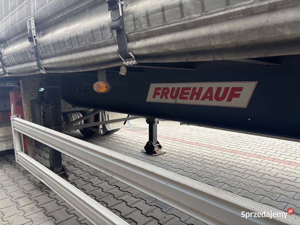 Naczepa Firanka Fruehauf Przyczepy i naczepy