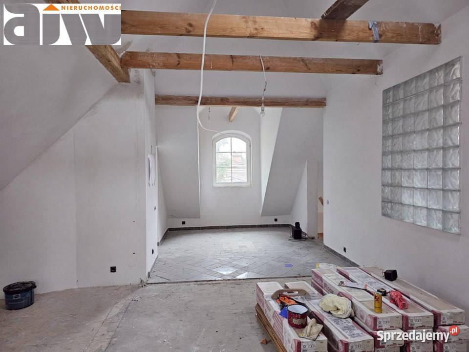 Dom wolnostojący 420m2 Hornówek 1060m2