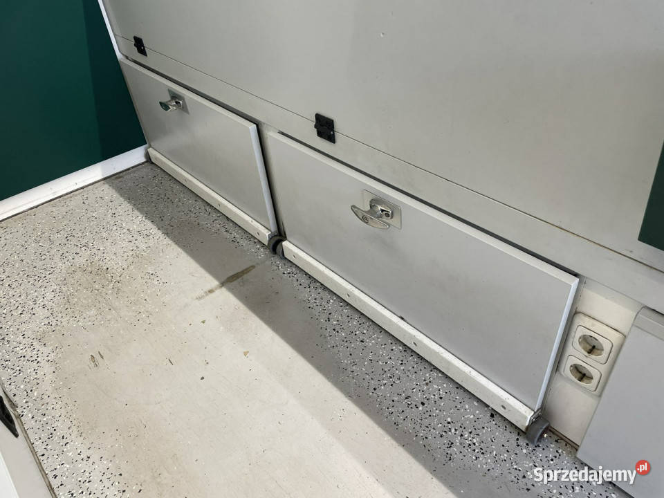 Renault Master Autosklep Gastronomiczny Food wspomaganie kierownicy