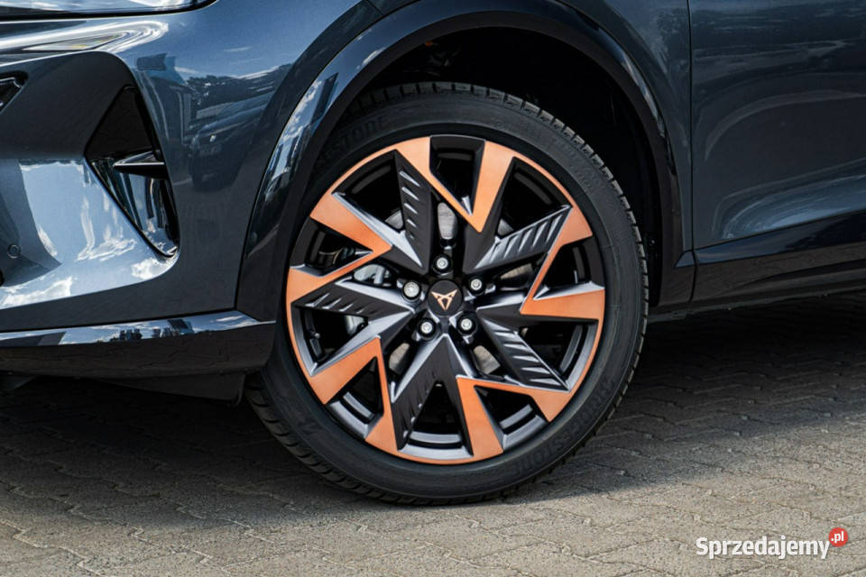 Cupra Formentor 15 eTSI 150 DSG Dostępny ręki ASR (kontrola trakcji)