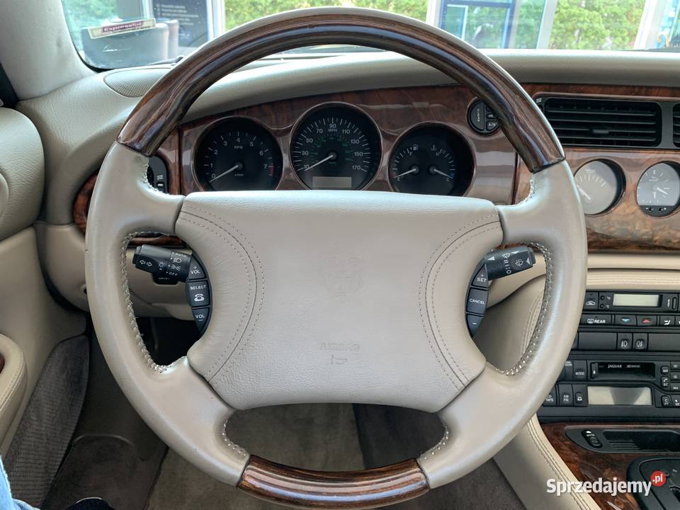 JAGUAR XK8 40 benzyna 284 Niski przebieg Cabrio czarny Kraków sprzedam