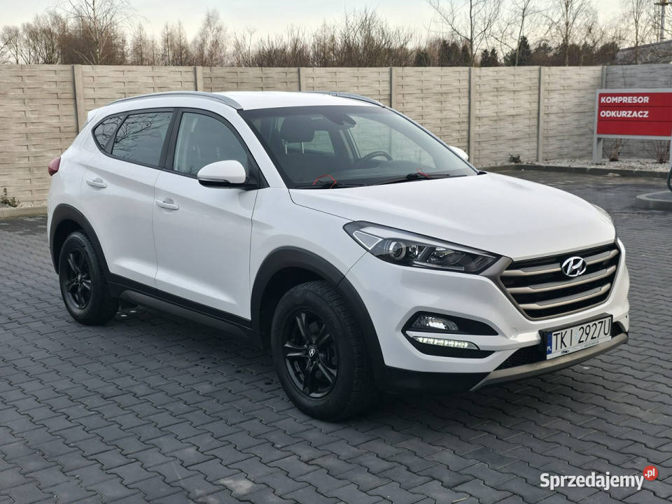 Hyundai Tucson 16 Benzyna Serwisowany Gwarancja centralny zamek Piekoszów